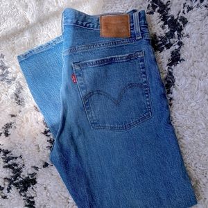 Levis Wedgie fit jeans